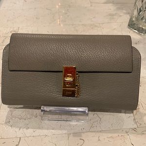 Authentic Chloe Drew Wallet in great Preloved condition